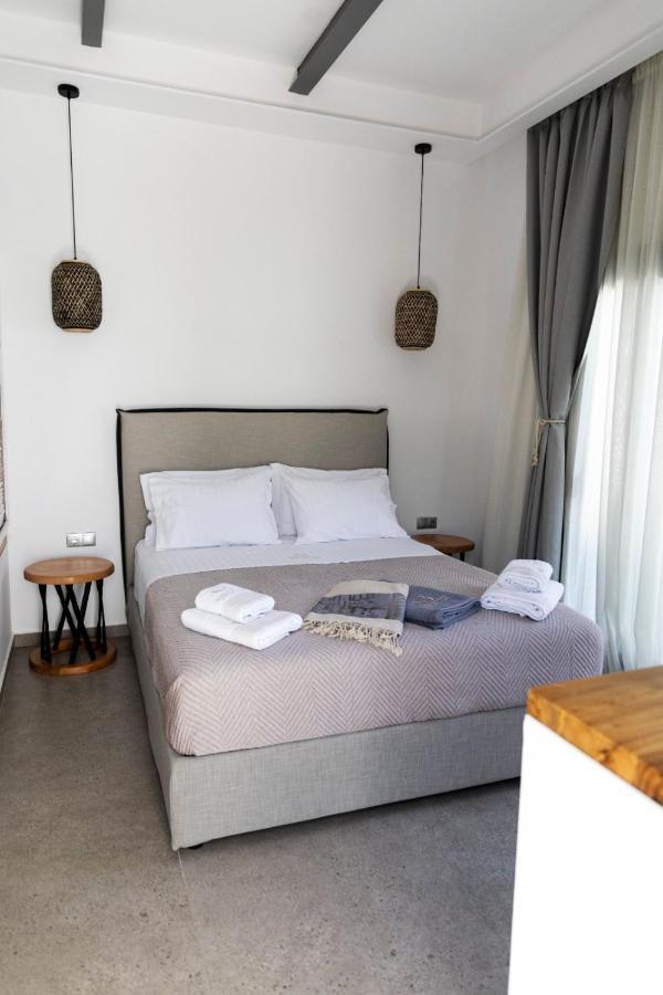Skyros Blue Suites Esterno foto